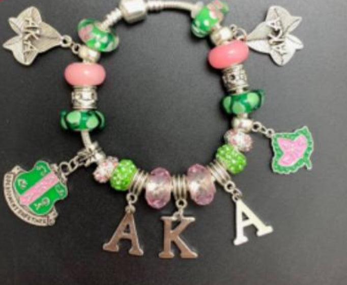 ALPHA KAPPA ALPHA CHARM BRACELET